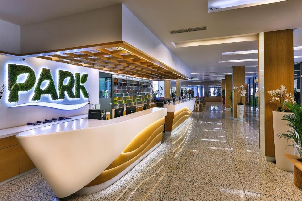 Carine Hotel Park Bijela Exteriör bild
